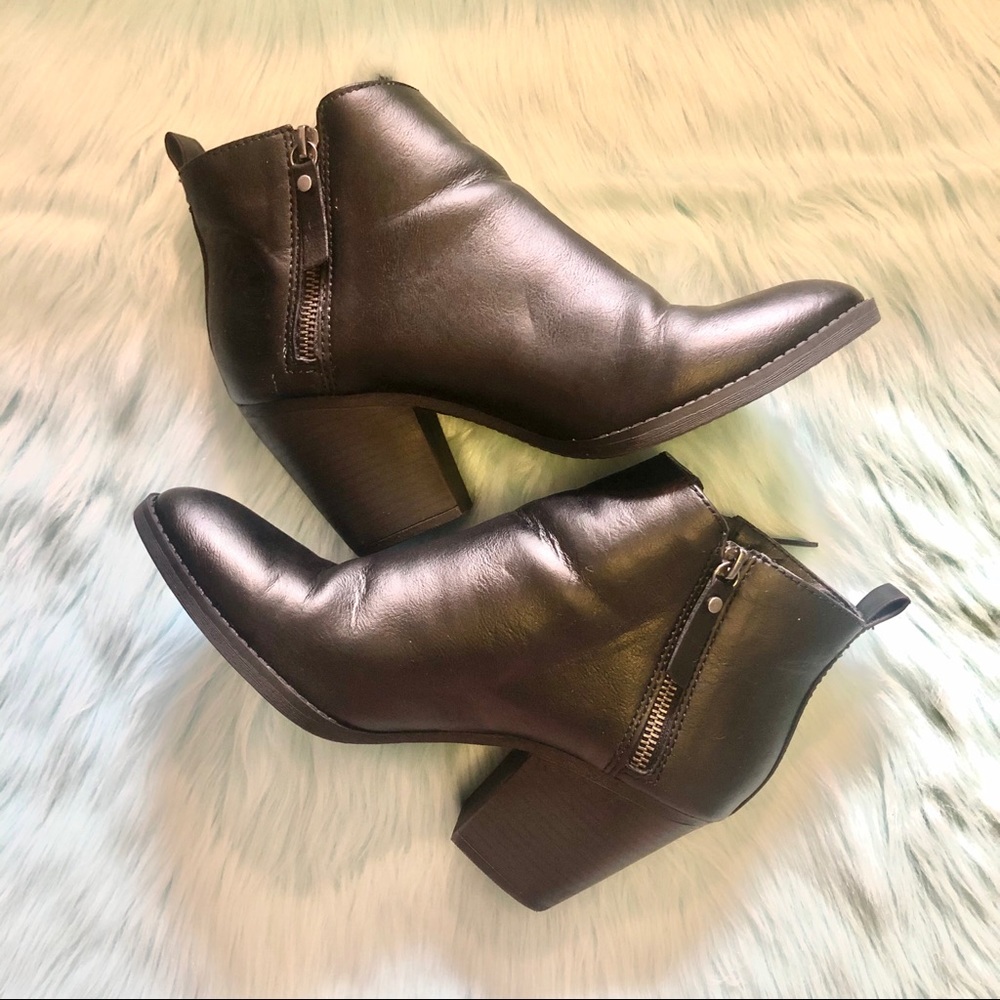 Sz. 9 Black Ankle Boots